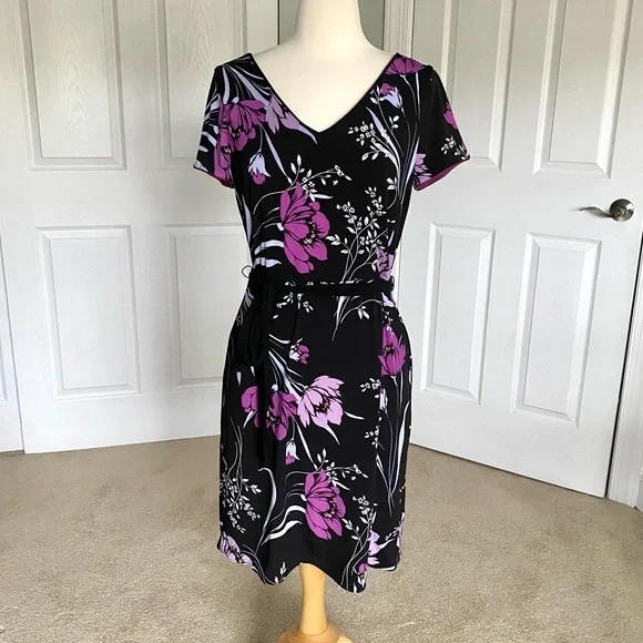 white house black market casual dresses Dress Casual Midi By White House Black Market In Black & White, Size:4 main image 0
